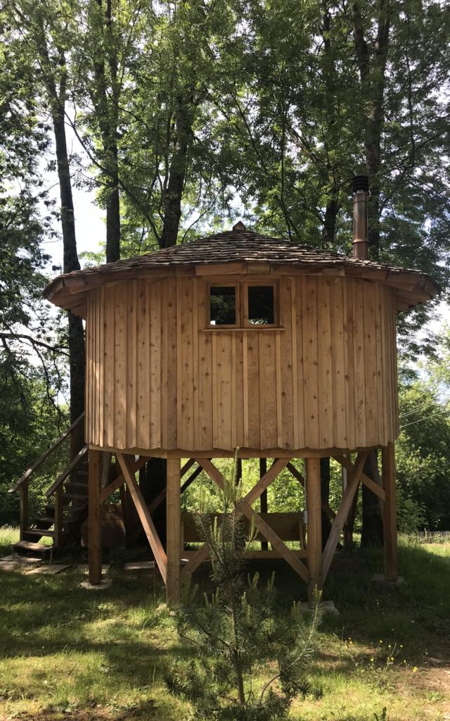 Capanna SPA arroccata sulla Salève