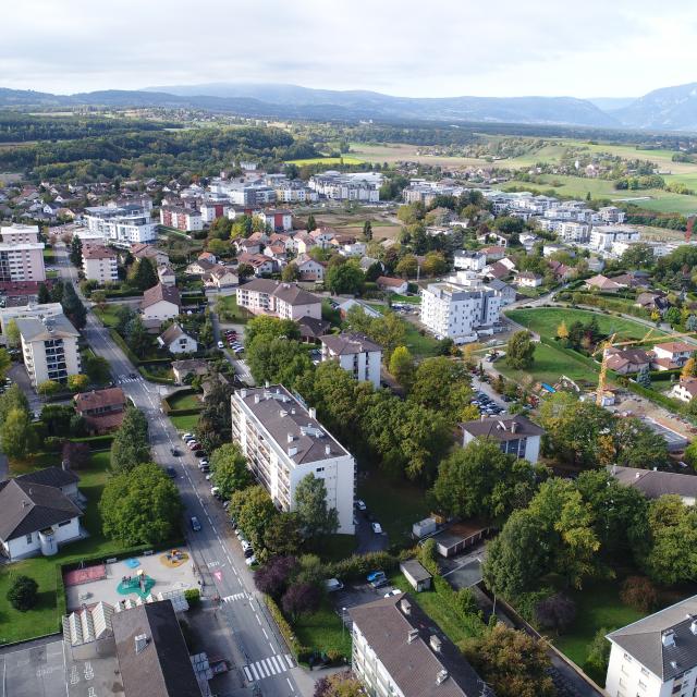 Veduta aerea della città di Saint-Julien-en-Genevois