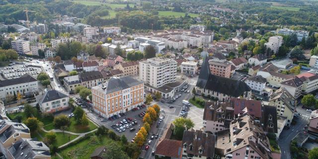 Vista aérea de la ciudad de Saint-Julien-en-Genevois