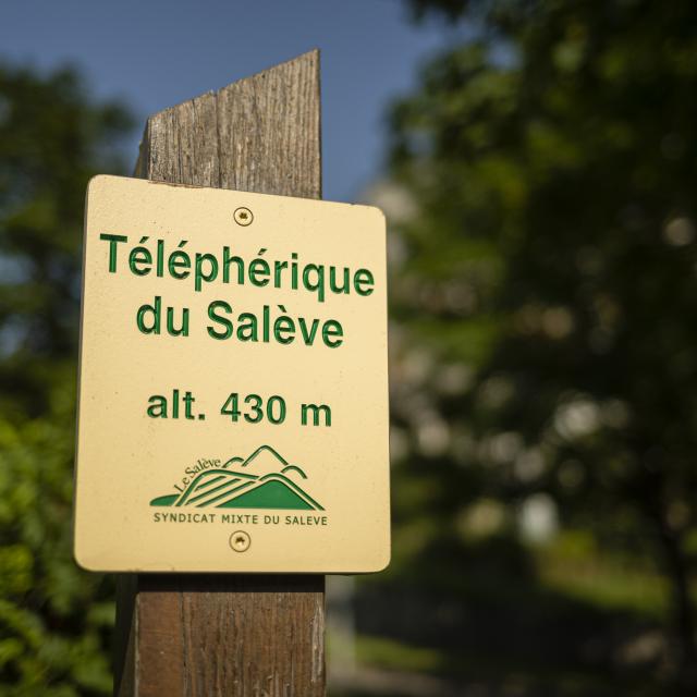 Expérience de la sortie Full Moon Night proposée par le Bureau de Montagne du Salève