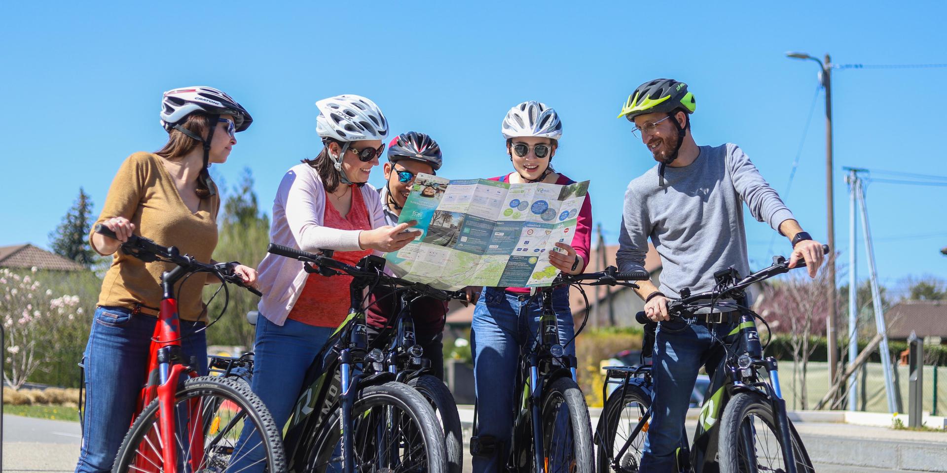 Ciclismo di gruppo sulla Voie Verte du Grand Genève
