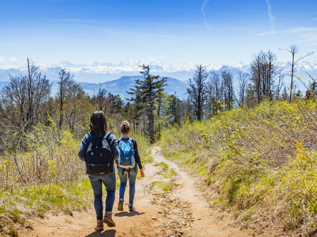 Escursione con gli amici sulla cresta di Voirons.
