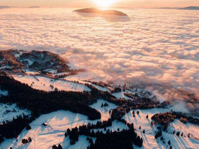 VTTAE elettrico sulla neve alla Salève con il Bueau de la Montagne du Salève.