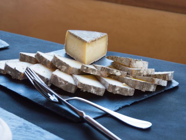 Formaggio Tomme