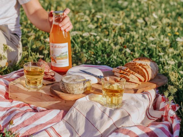 Picnic con prodotti locali