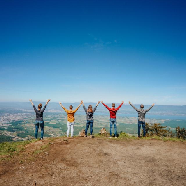 Groupe D Amis Aux Voirons Face Au Lac Leman Ot Monts du Genevois A.modylevskaia 283 1400px