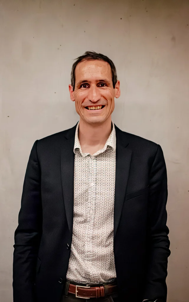 Escuela de locos Eddy Barronet