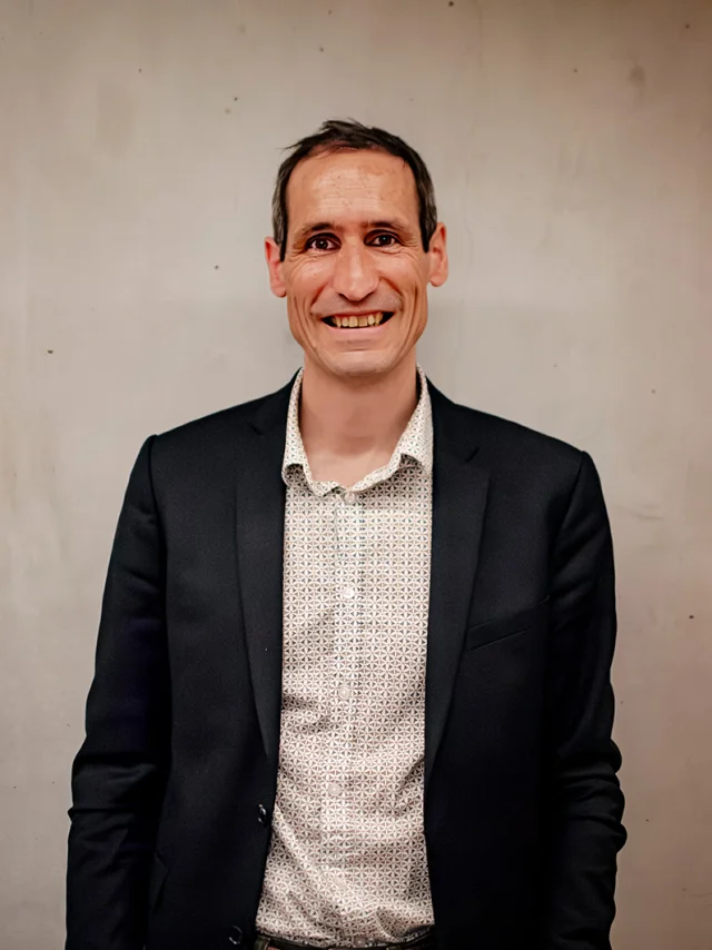 Eddy Barronet Crazy School