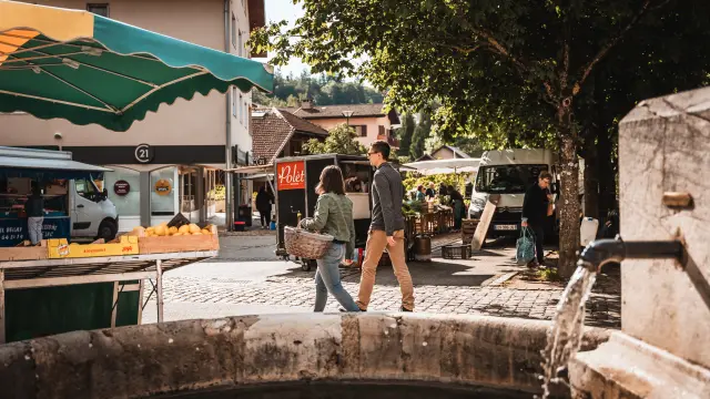 FILM DE DESTINATION - JOUR 2 - MARCHÉ DE CRUSEILLES - ÉTÉ 2024