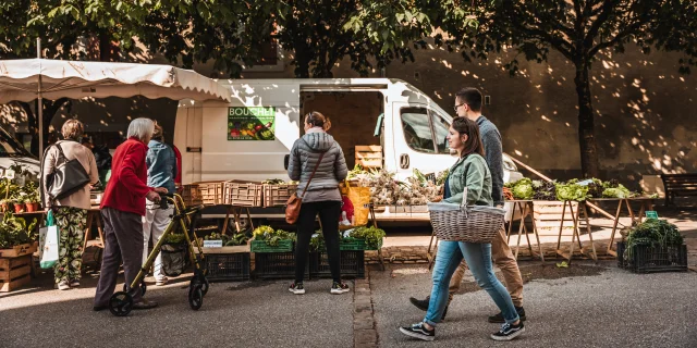 FILM DE DESTINATION - JOUR 2 - MARCHÉ DE CRUSEILLES - ÉTÉ 2024