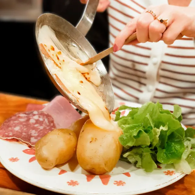 Instagram #montsdugenevois