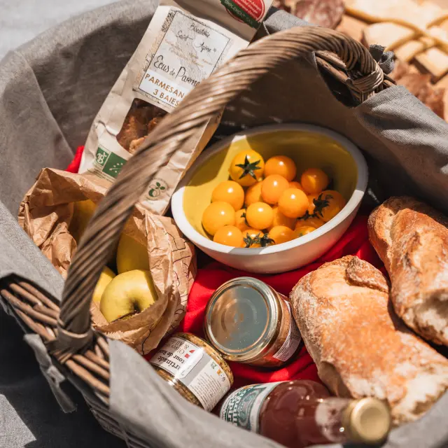 Film de destination - Jour 1 - Pique-nique - Plateau des Bornes - Été 2024