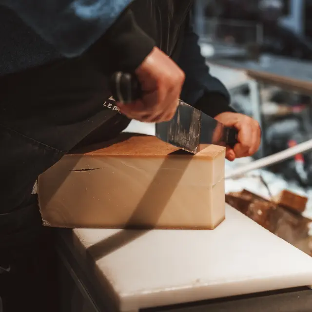 FILM DE DESTINATION - JOUR 3 - MARCHÉ DE SAINT-JULIEN-EN-GENEVOIS - HIVER 2024