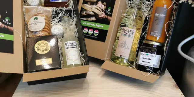 Cremerie Du Saleve Coffret Gourmand A Partager